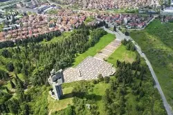 Мемориален комплекс Бранителите на Стара Загора и панорамна гледка към града